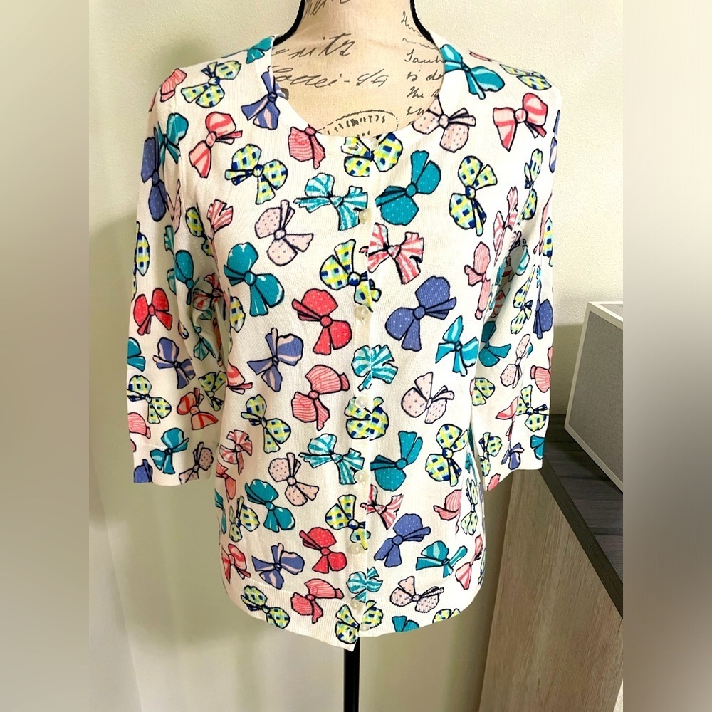 Talbots PM Womens Cardigan Sweater Bows
Multicolored 3/4 sleeve 🥰